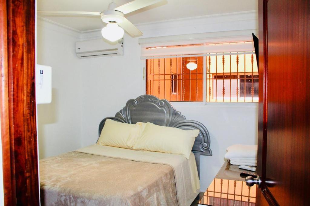 Apartamento Los Rieles Сантьяго-де-лос-Трейнта-Кабальєрос Екстер'єр фото