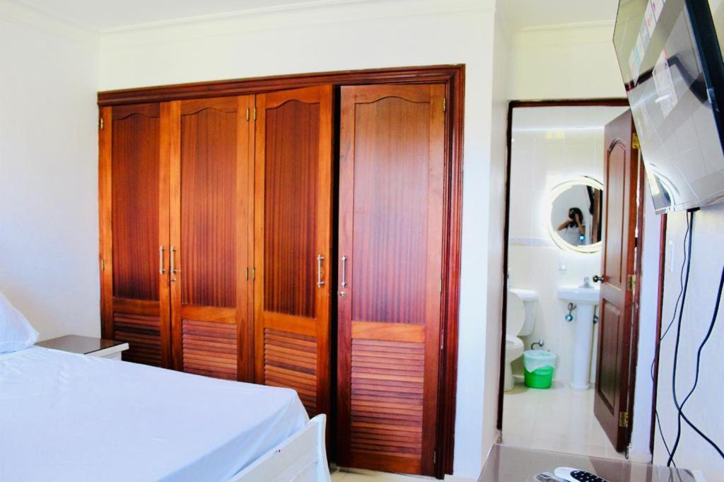 Apartamento Los Rieles Сантьяго-де-лос-Трейнта-Кабальєрос Екстер'єр фото